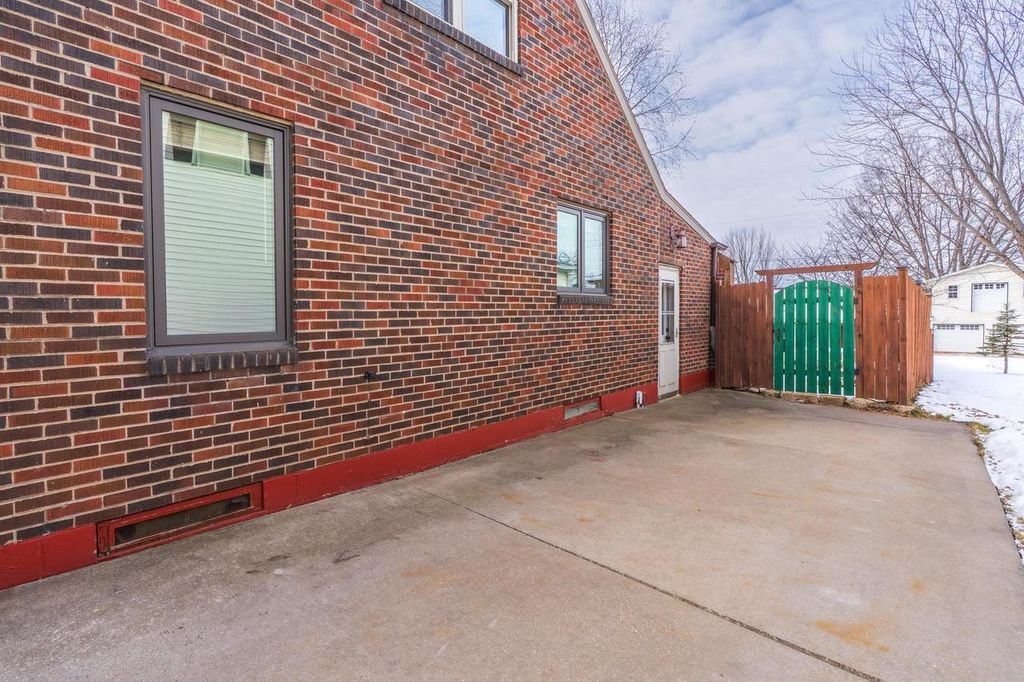 Photo of 213508 Legacy STREET, Stratford, WI 54484 (MLS # 22600176)