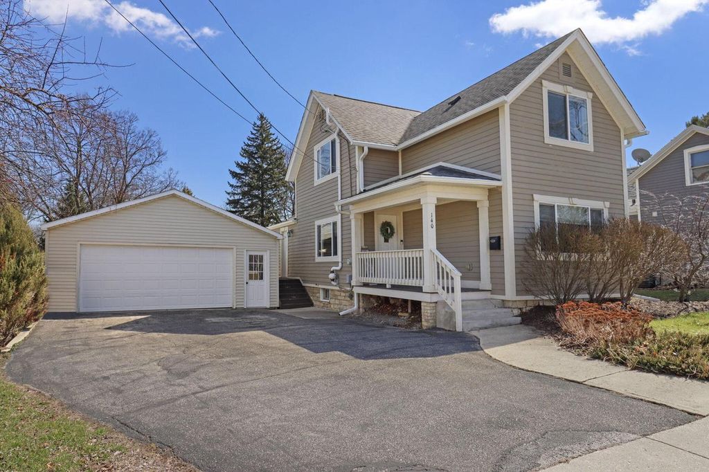 Photo of 140 Randolph STREET, Burlington, WI 53105 (MLS # 1955587)