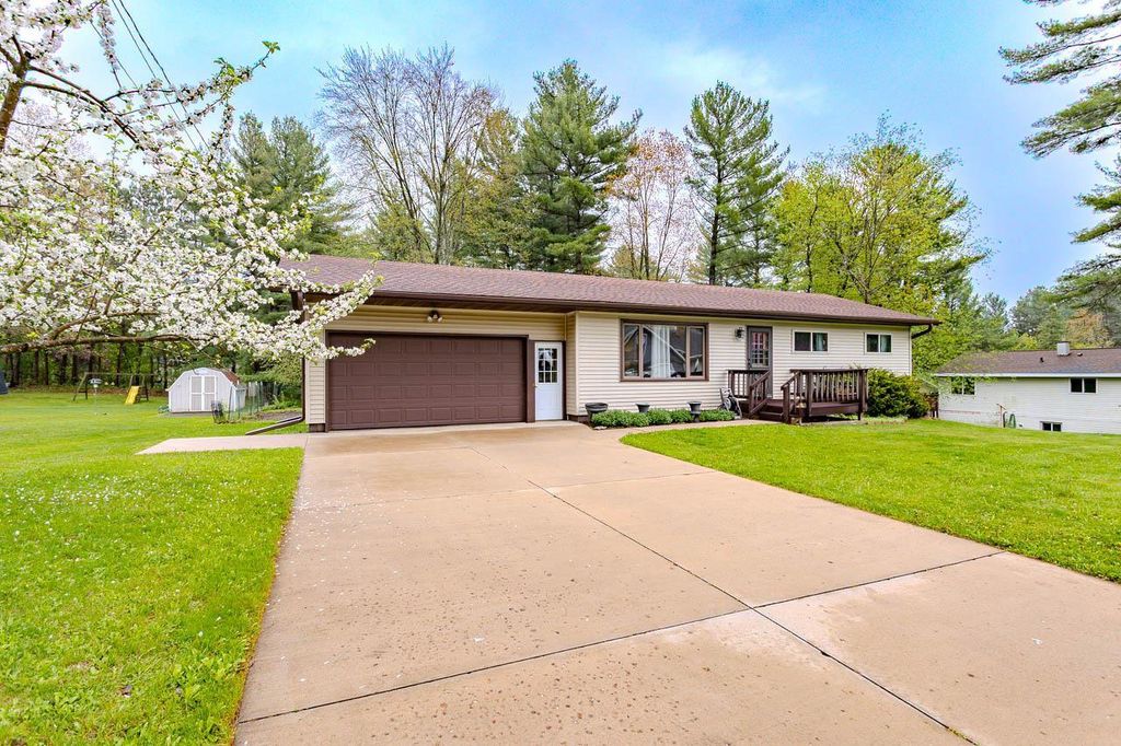 Photo of 1003 Madison STREET, Merrill, WI 54452 (MLS # 22602178)