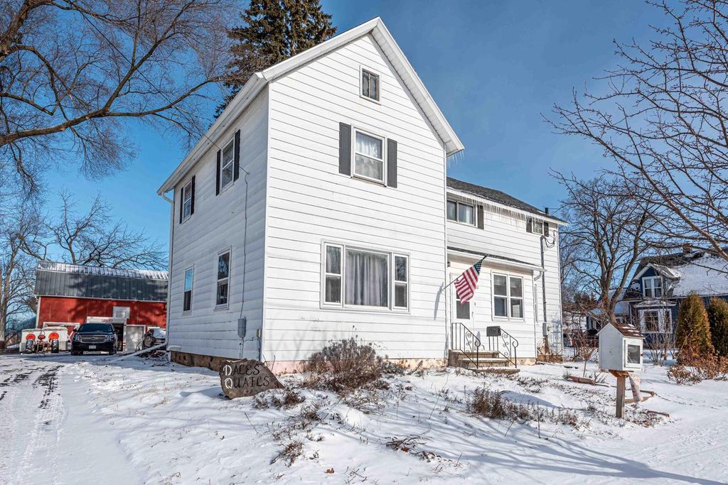 Photo of 332 Franklin STREET, Genoa City, WI 53128 (MLS # 1947956)