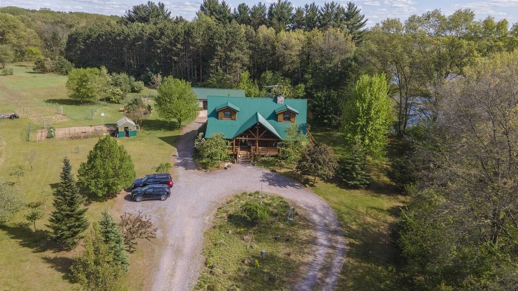 Photo of N7296 10th LANE, Westfield, WI 53964 (MLS # 50326238)