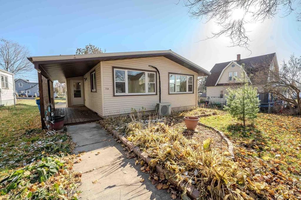 Photo of 710 Shear AVENUE, Hillsboro, WI 54634 (MLS # 2012480)