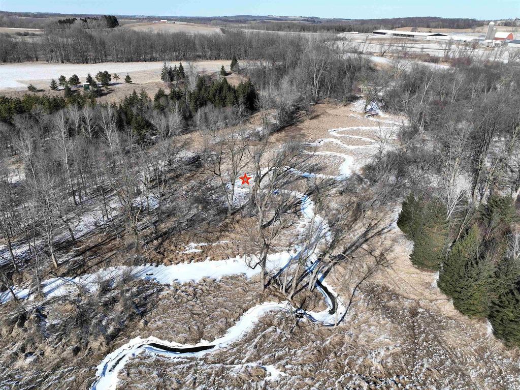 Photo of N5199 Marggi LANE, Saint Cloud, WI 53079 (MLS # 50321793)