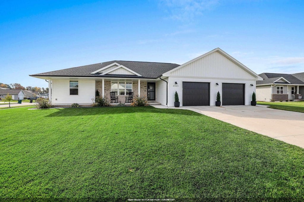 Photo of 4549 Paul LANE, Green Bay, WI 54313 (MLS # 50334206)