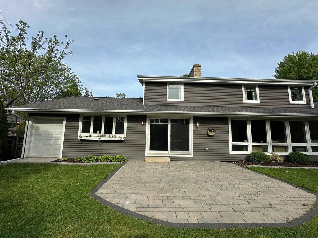 Photo of 65 Elm Acres DRIVE, Fond Du Lac, WI 54935 (MLS # 50325878)