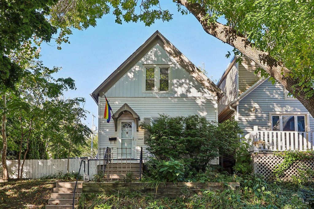 Photo of 2623 N Booth STREET, Milwaukee, WI 53212 (MLS # 1985610)