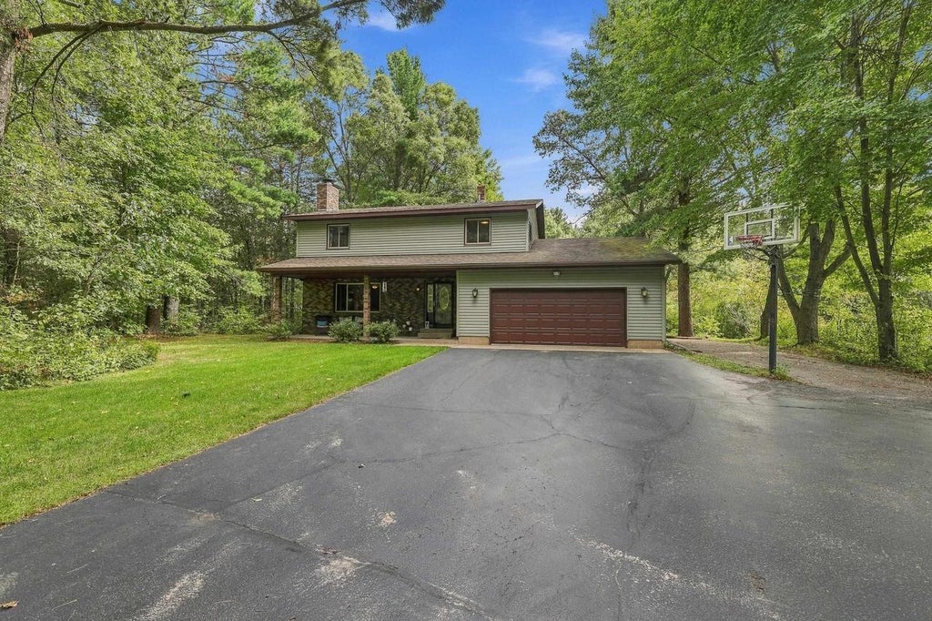 Photo of 1603 Meadow View LANE, Stevens Point, WI 54482 (MLS # 22604689)