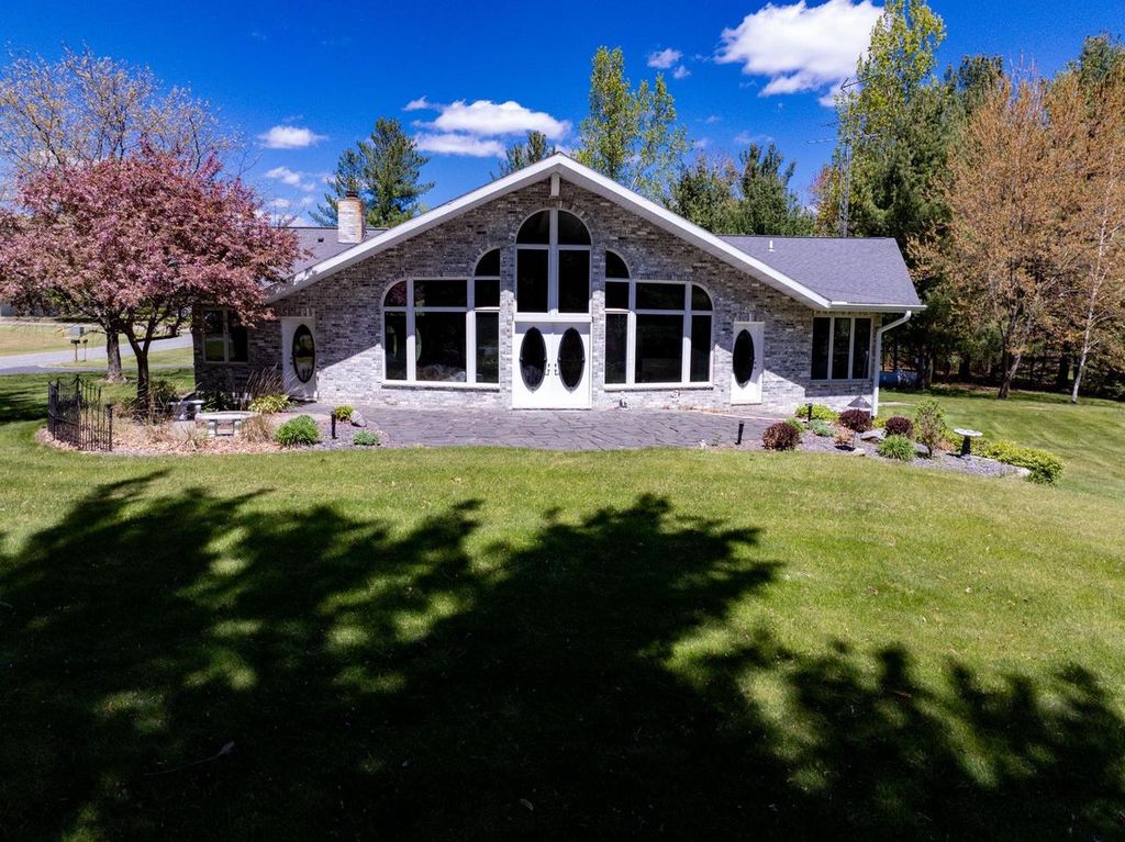 Photo of N5190 Treganza DRIVE, New Lisbon, WI 53950 (MLS # 2023431)