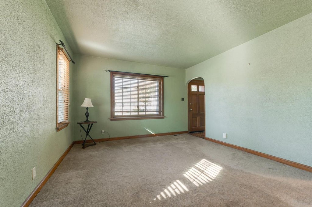 Photo of 4176 S 5th PLACE, Milwaukee, WI 53207 (MLS # 1985490)