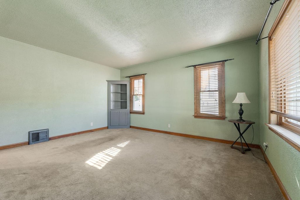 Photo of 4176 S 5th PLACE, Milwaukee, WI 53207 (MLS # 1985490)