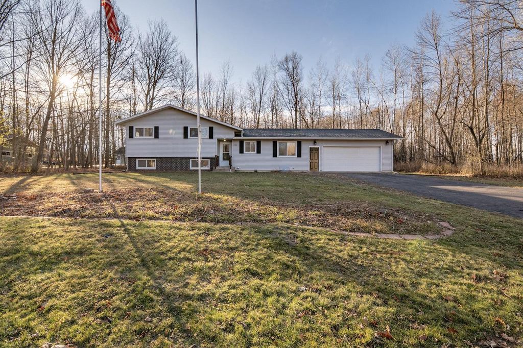 Photo of 1300 River AVENUE, Ladysmith, WI 54848 (MLS # 1943434)
