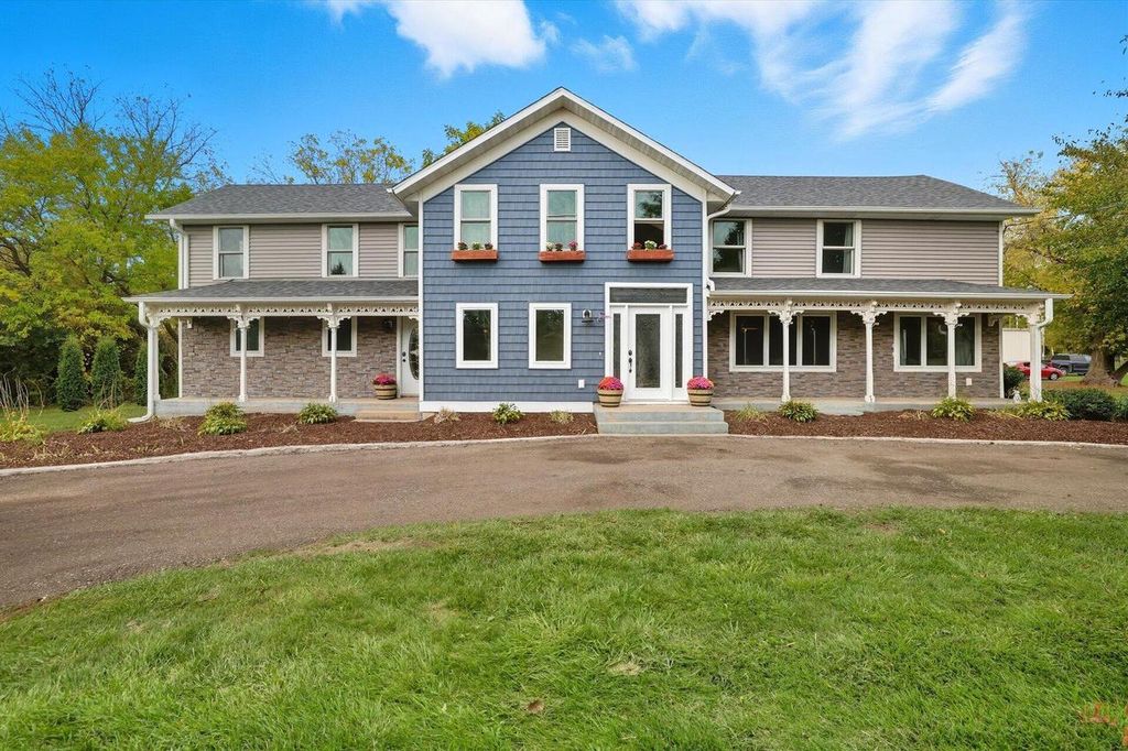 Photo of S81W26300 National AVENUE, Mukwonago, WI 53149 (MLS # 1939621)