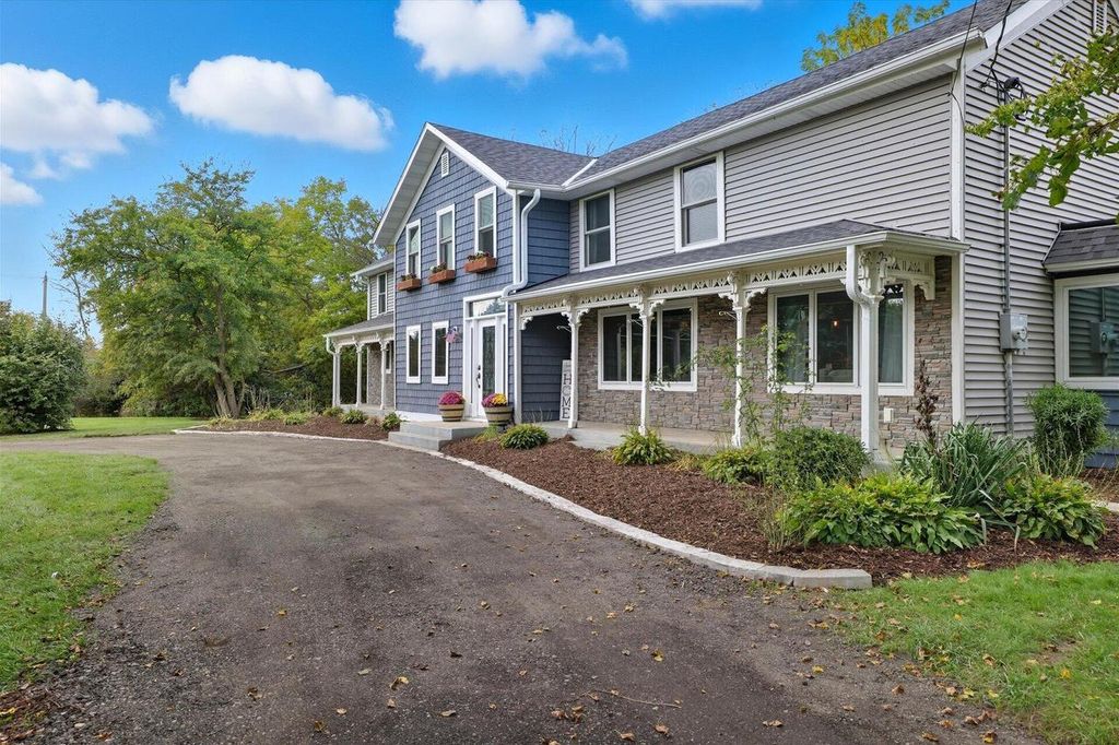Photo of S81W26300 National AVENUE, Mukwonago, WI 53149 (MLS # 1939621)
