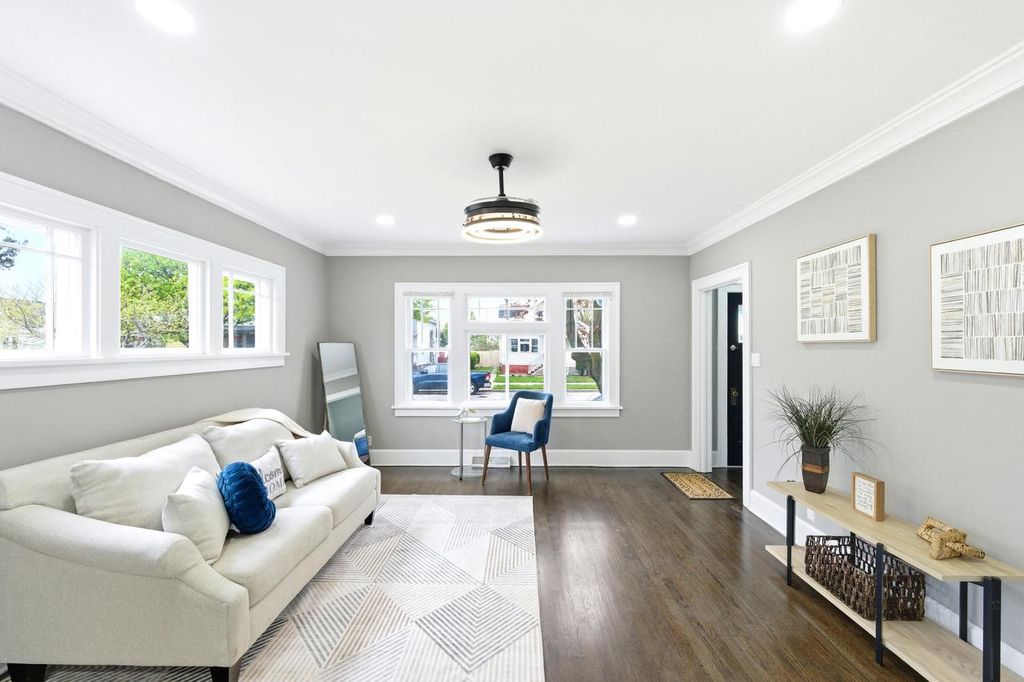 Photo of 1102 Walton AVENUE, Abbotsford, WI 52402 (MLS # 1960583)