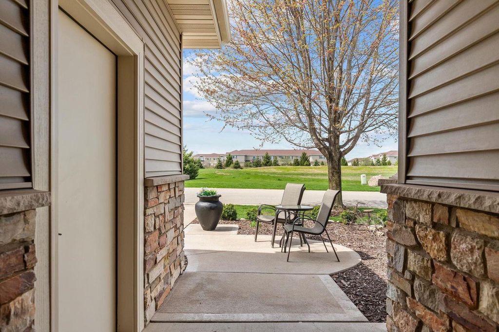 Photo of 1355 Prairie Lake CIRCLE, Neenah, WI 54956 (MLS # 50324574)
