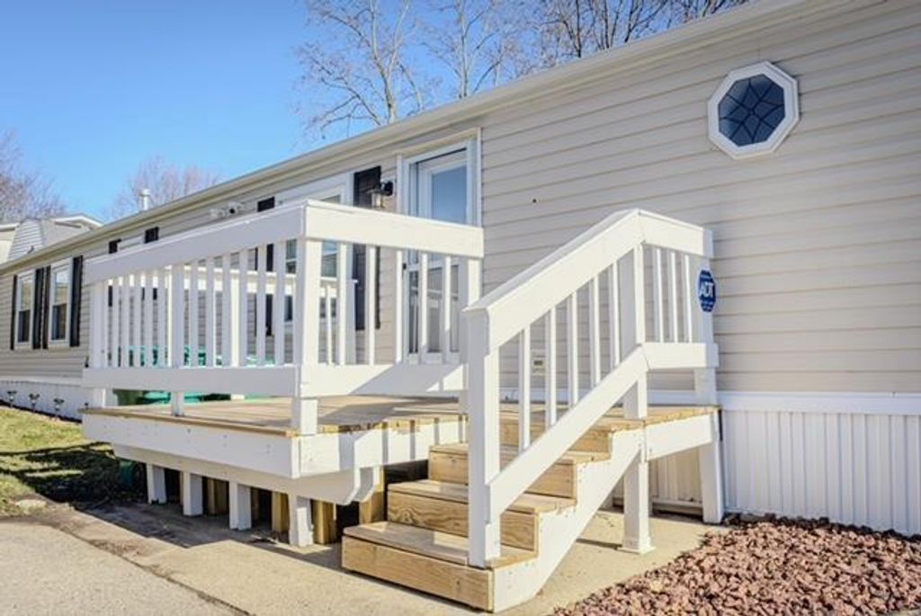 Photo of 738 Charles LANE #212, Stoughton, WI 53589 (MLS # 2020024)