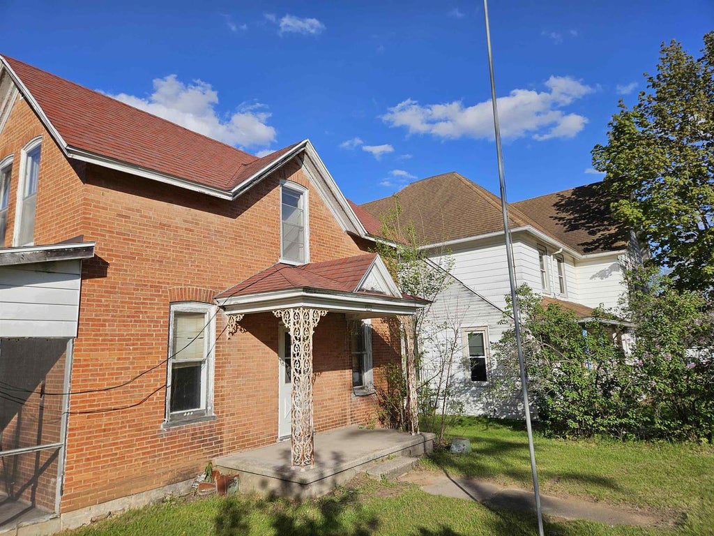 Photo of 312 N Elm STREET, Endeavor, WI 53930 (MLS # 2021600)