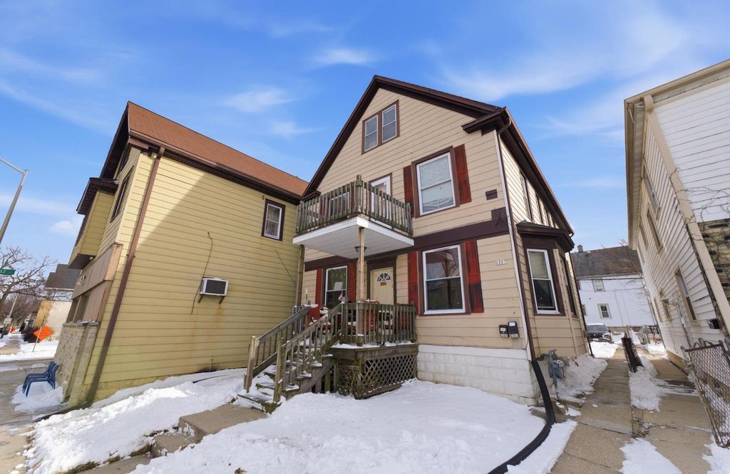 Photo of 6205 W Mitchell STREET #6207, West Allis, WI 53214 (MLS # 1955354)