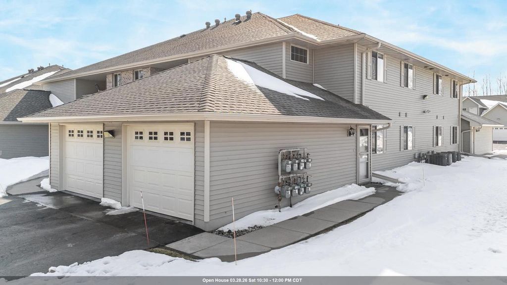 Photo of 4735 N Newcastle LANE #D, Appleton, WI 54913 (MLS # 50322697)