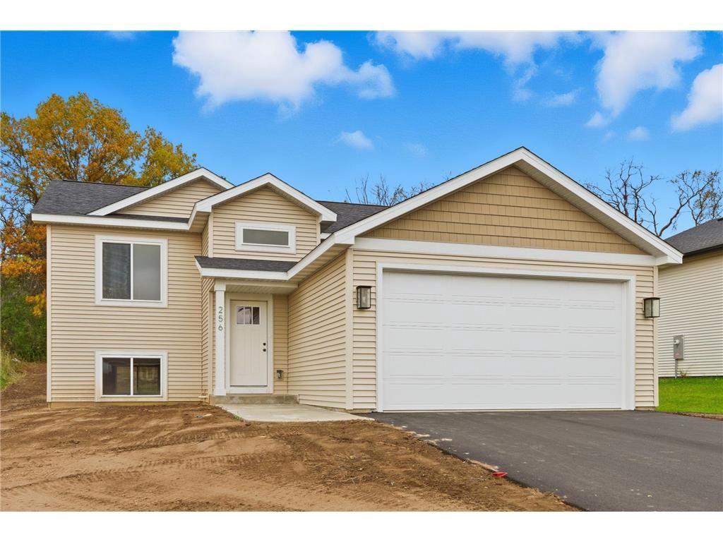 Photo of 256 Dakota AVENUE, Roberts, WI 54023 (MLS # 6805645)