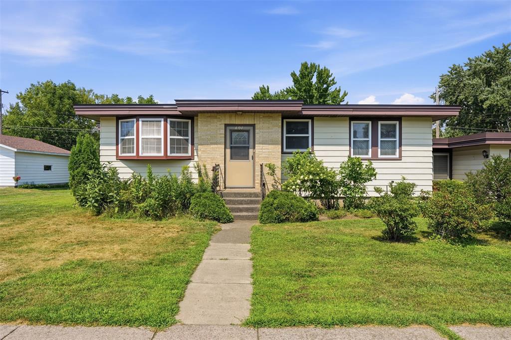 Photo of 407 W Buckman STREET, Augusta, WI 54722 (MLS # 1603908)