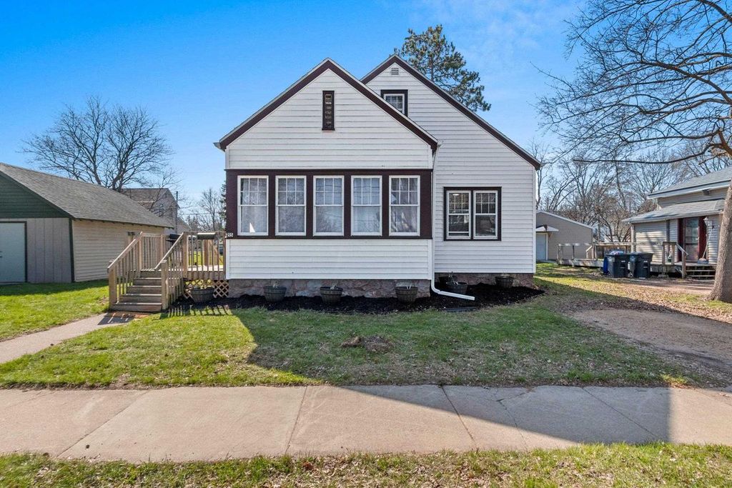 Photo of 215 S Union STREET, Shawano, WI 54166 (MLS # 50324256)