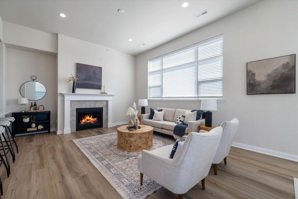 Photo of 1430 Tenny AVENUE #201, Waukesha, WI 53189 (MLS # 1943496)