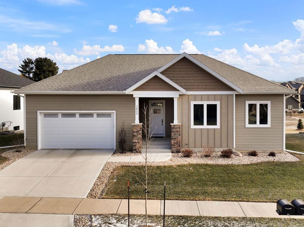 Photo of 2809 Hickory Ridge ROAD, Madison, WI 53719 (MLS # 2015119)