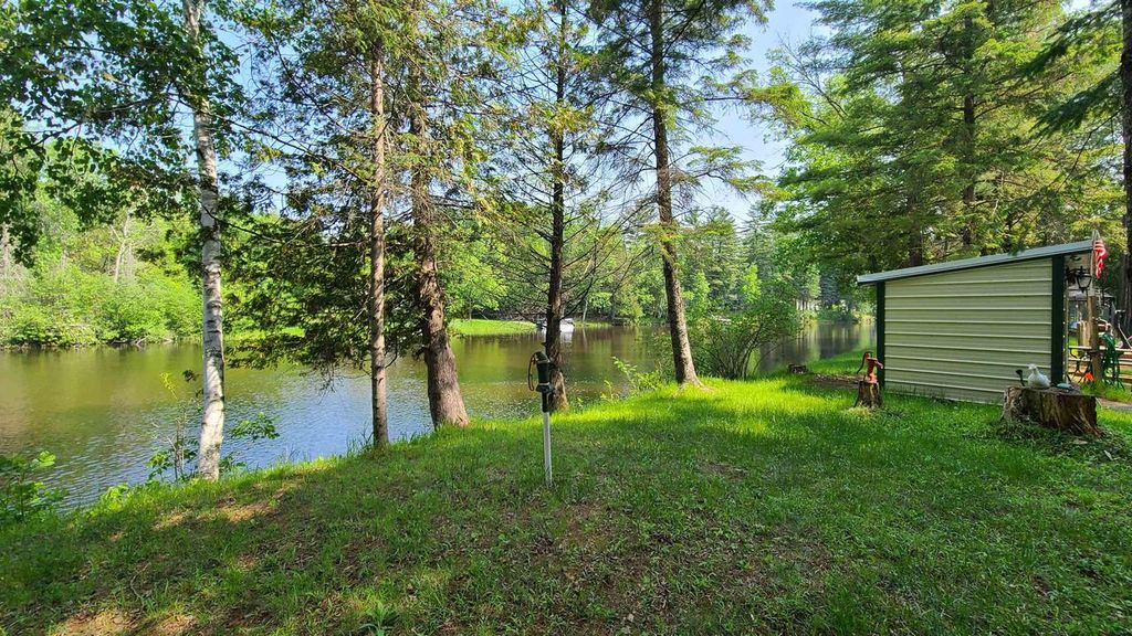 Photo of 9570 Pine Bend LANE, Gillett, WI 54124 (MLS # 50325935)