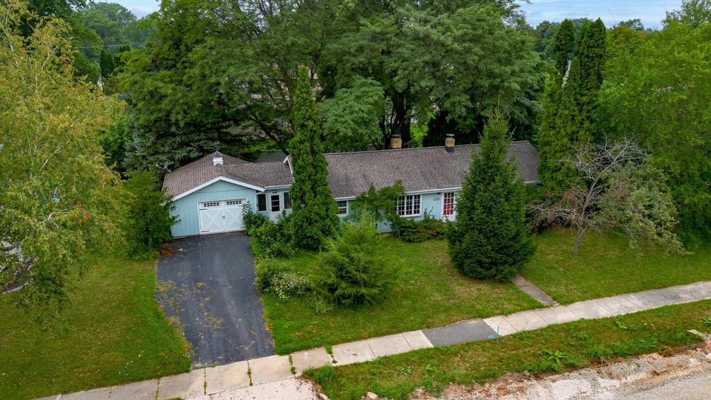 Photo of 1905 N Alexander STREET, Appleton, WI 54911 (MLS # 50331018)