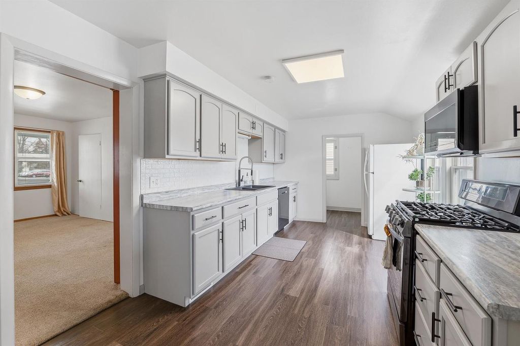 Photo of 120 E Arndt STREET, Fond Du Lac, WI 54935 (MLS # 50323099)