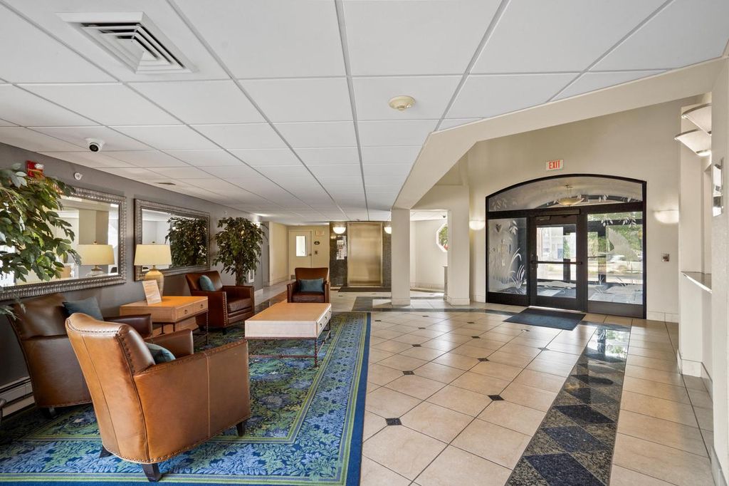 Photo of 100 E Main STREET #403, Waukesha, WI 53186 (MLS # 1940298)