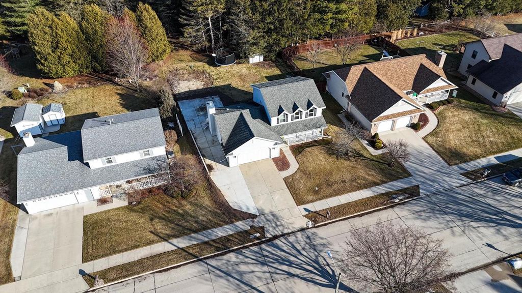 Photo of 4523 Columbus STREET, Two Rivers, WI 54241 (MLS # 50321890)