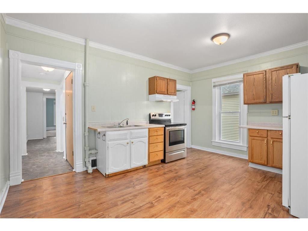 Photo of 1024 1st AVENUE, Eau Claire, WI 54703 (MLS # 6786875)