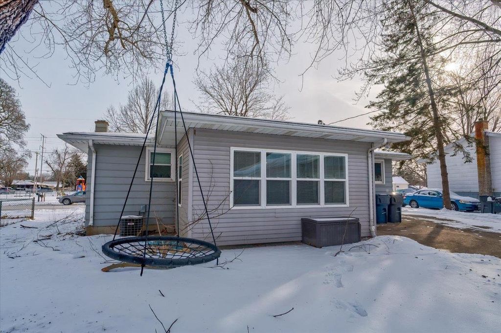Photo of 313 N Main STREET, Poynette, WI 53955 (MLS # 2015466)