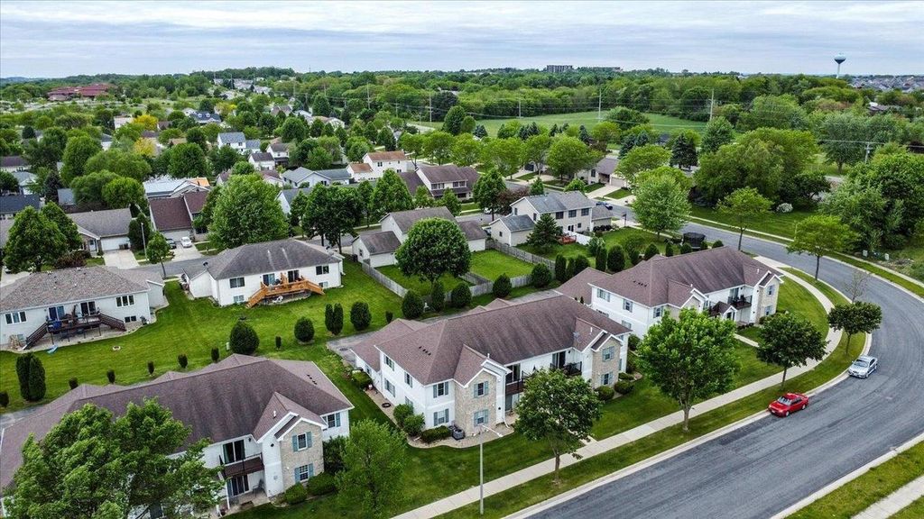 Photo of 6617 Reston Heights DRIVE #1, Madison, WI 53718 (MLS # 2024089)