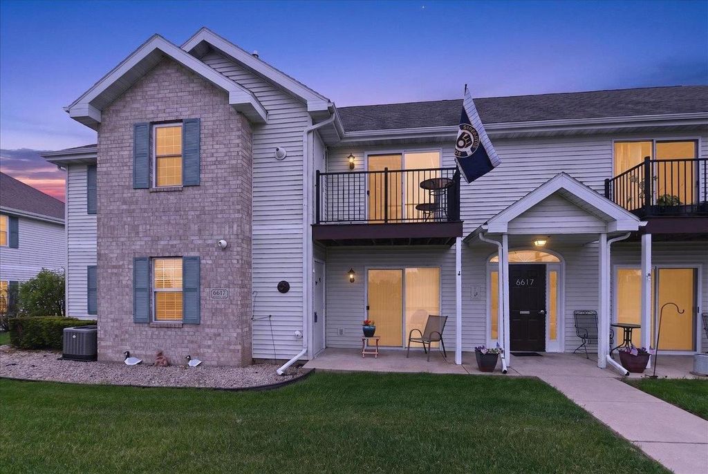 Photo of 6617 Reston Heights DRIVE #1, Madison, WI 53718 (MLS # 2024089)