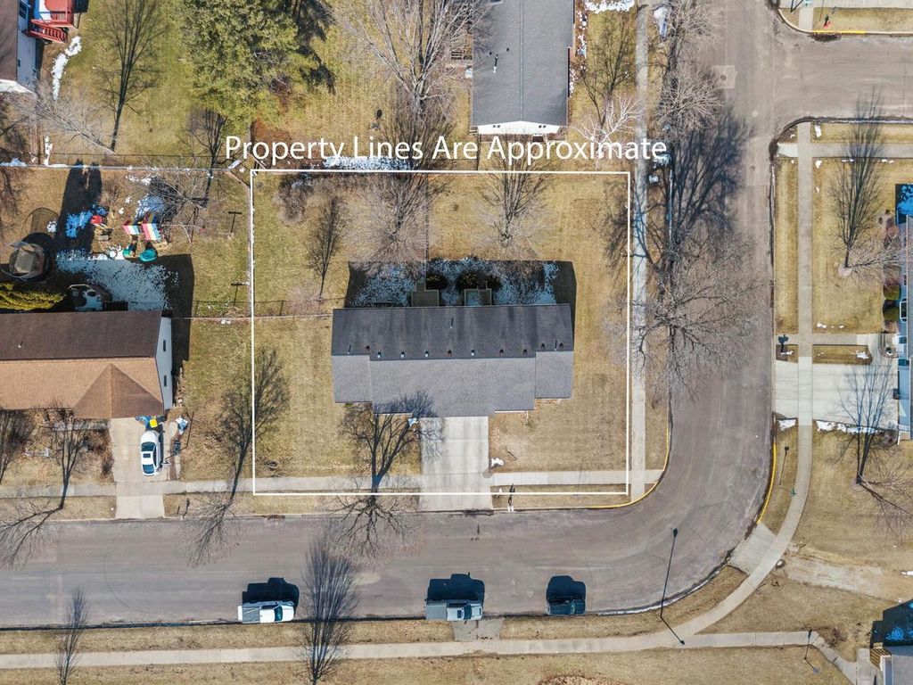 Photo of 1107-1111 12th STREET, Reedsburg, WI 53959 (MLS # 2016583)
