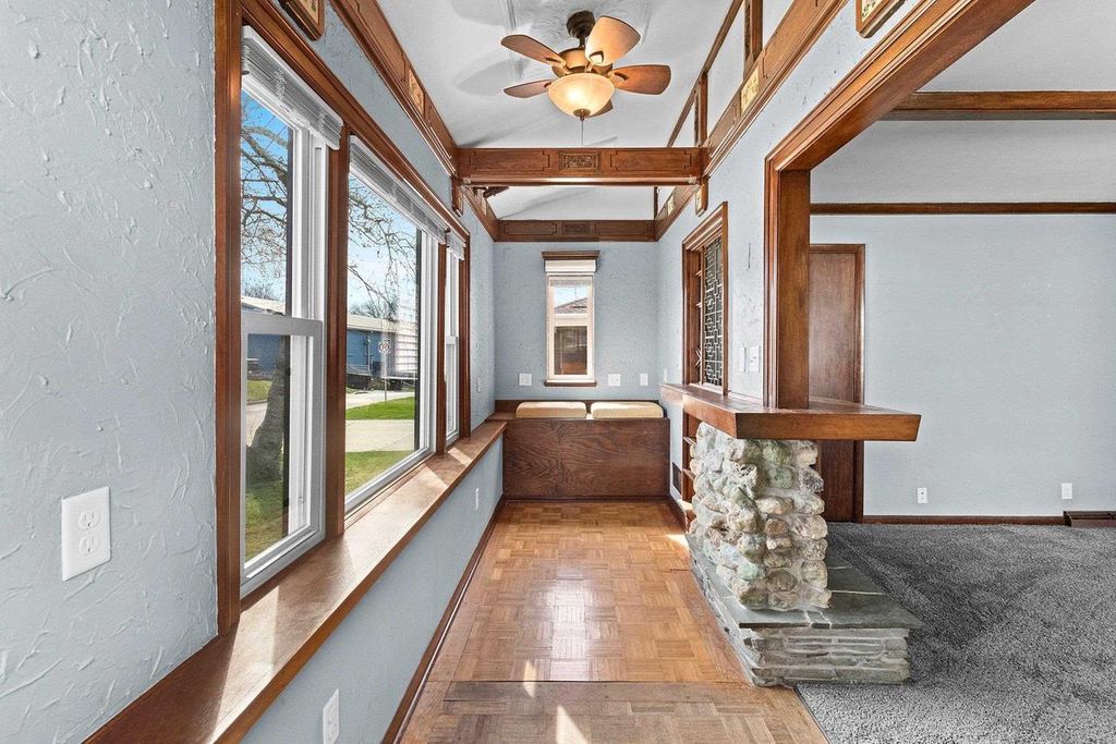 Photo of 116 E Orange STREET, Appleton, WI 54915 (MLS # 50323985)