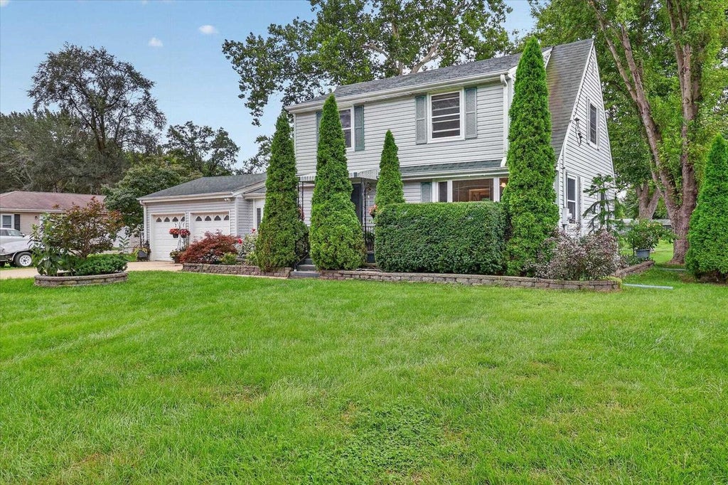 Photo of 825 W Happy Hollow ROAD, Janesville, WI 53546 (MLS # 2032819)