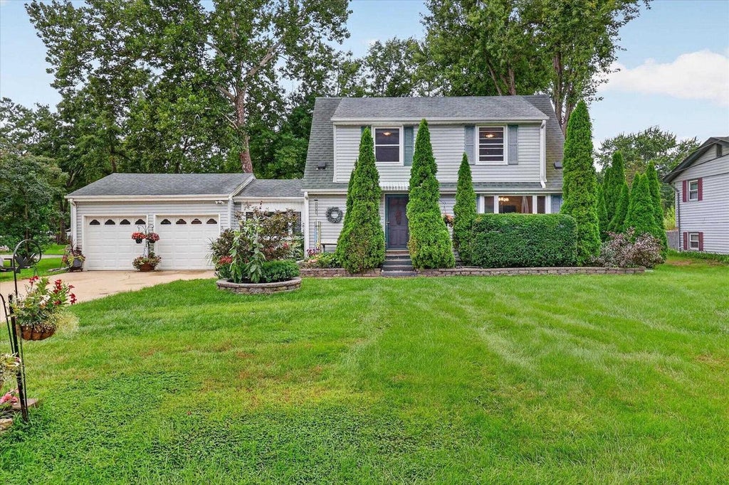 Photo of 825 W Happy Hollow ROAD, Janesville, WI 53546 (MLS # 2032819)
