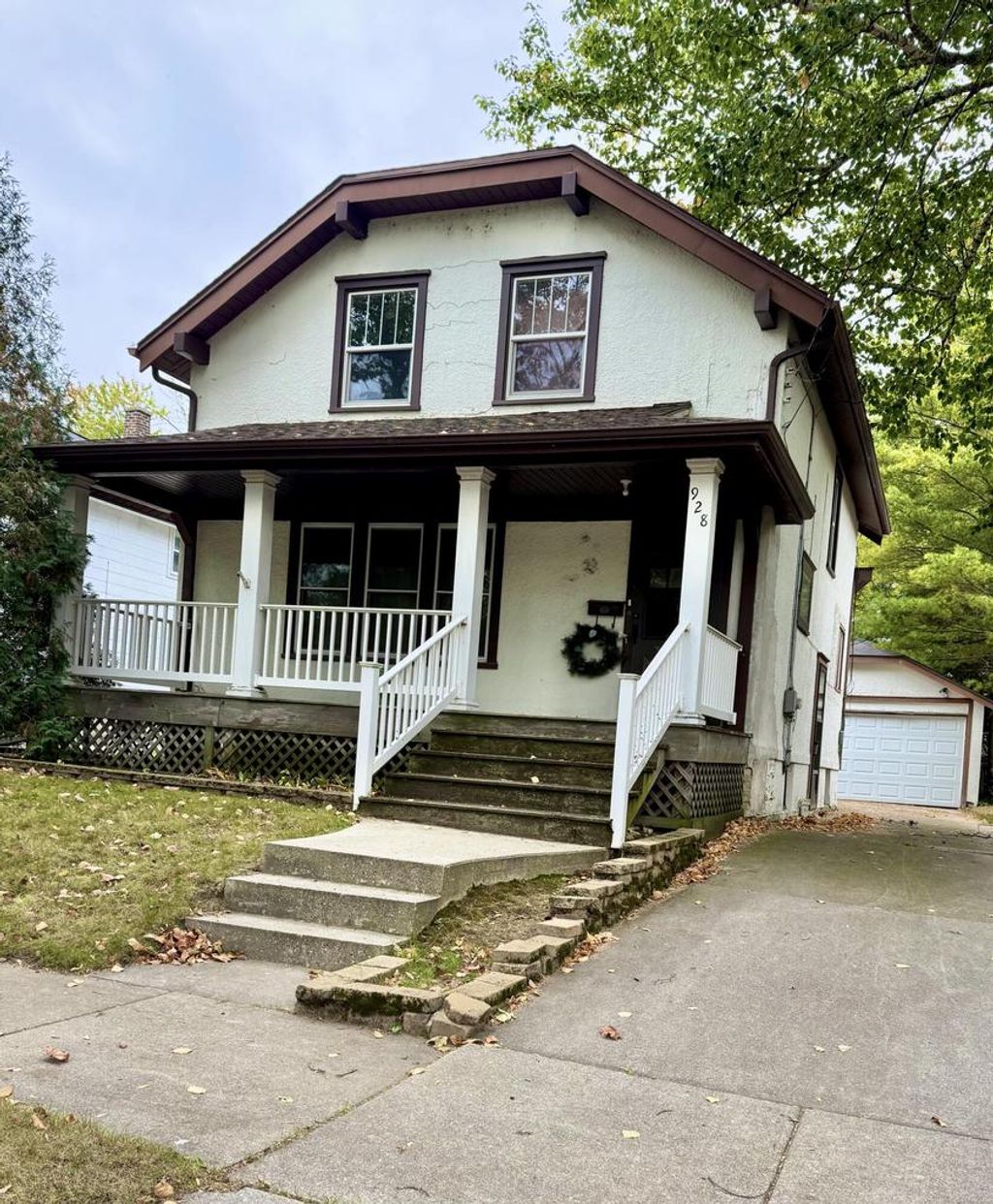 Photo of 928 N 16th STREET, Manitowoc, WI 54220 (MLS # 1938060)