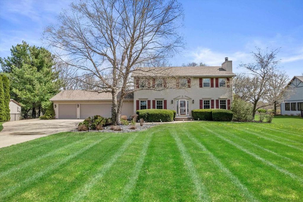 Photo of 6237 S Edgewater DRIVE, Beloit, WI 53511 (MLS # 2017471)