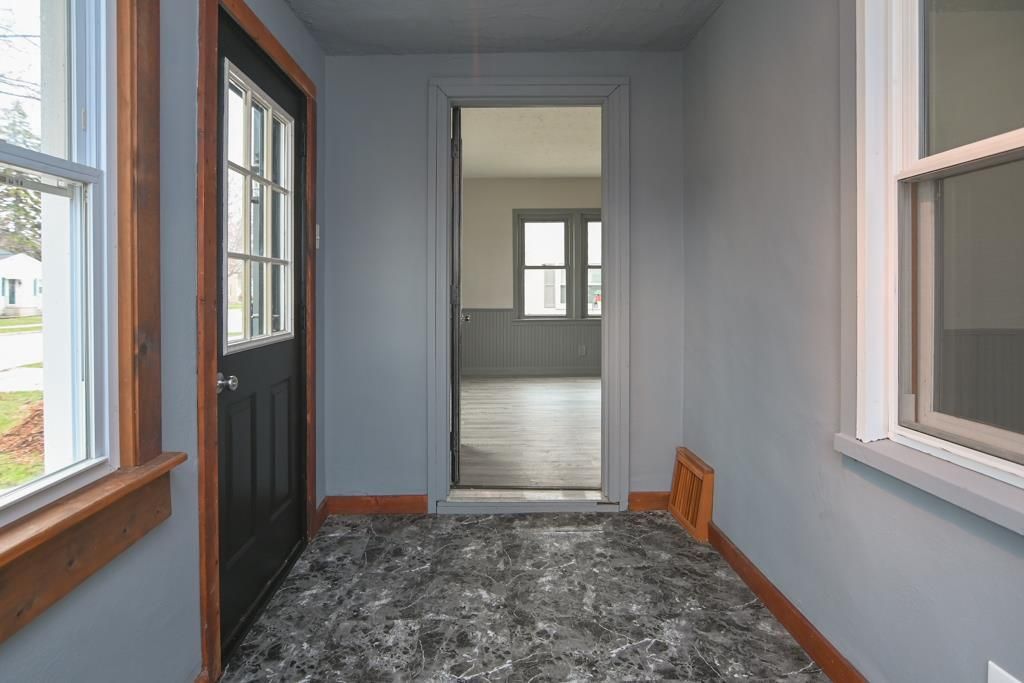 Photo of 835 Neville AVENUE, Green Bay, WI 54303 (MLS # 50323708)