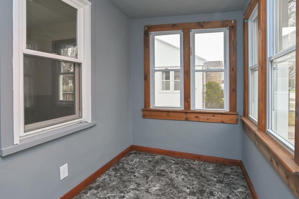 Photo of 835 Neville AVENUE, Green Bay, WI 54303 (MLS # 50323708)