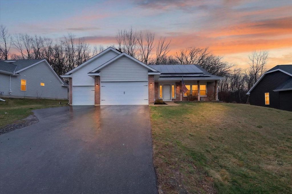 Photo of 11142 N Lake Woods DRIVE, WI 53534 (MLS # 22601295)