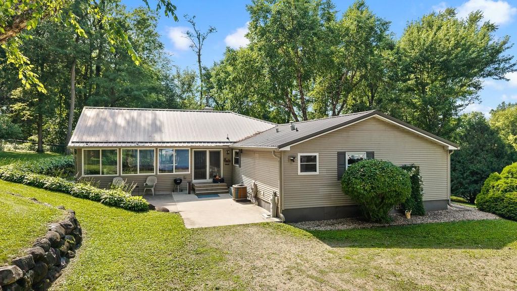 Photo of N5033 Hemlock STREET, Poynette, WI 53955 (MLS # 2027443)
