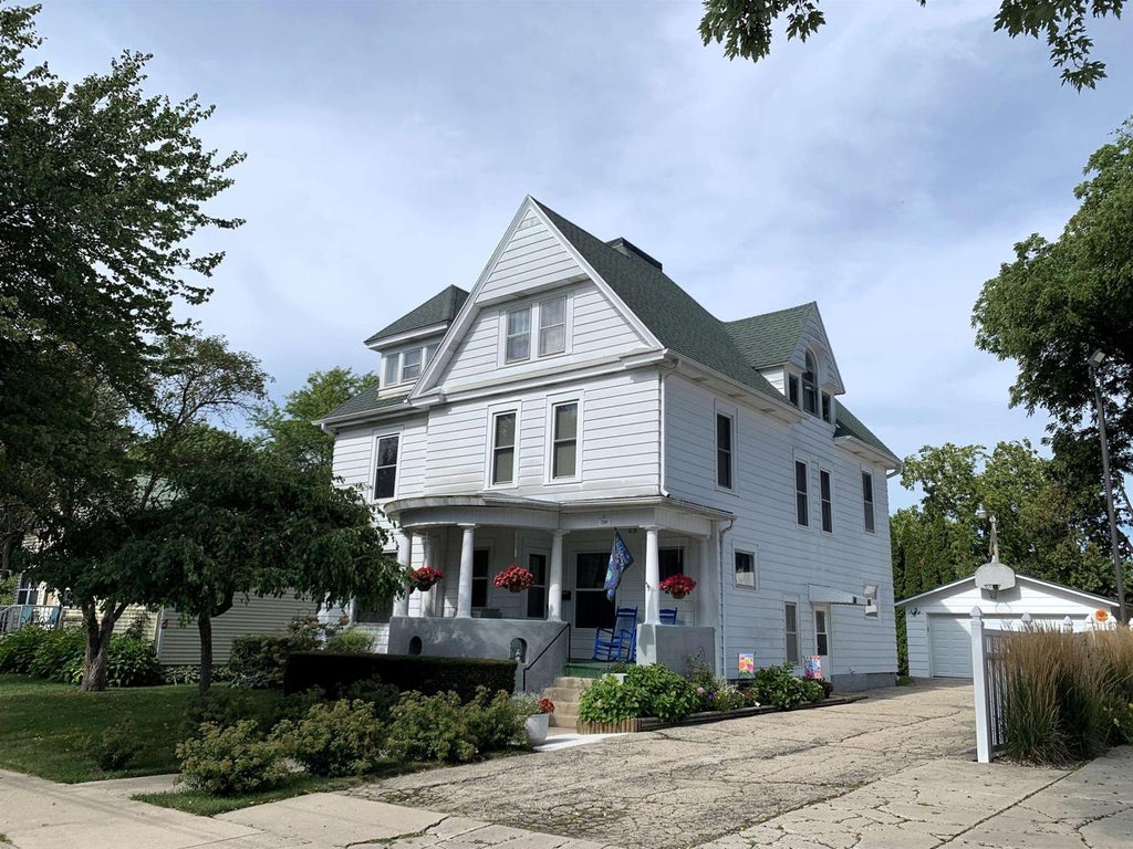 Photo of 240 W Harrison STREET, Columbus, WI 53925 (MLS # 2032085)