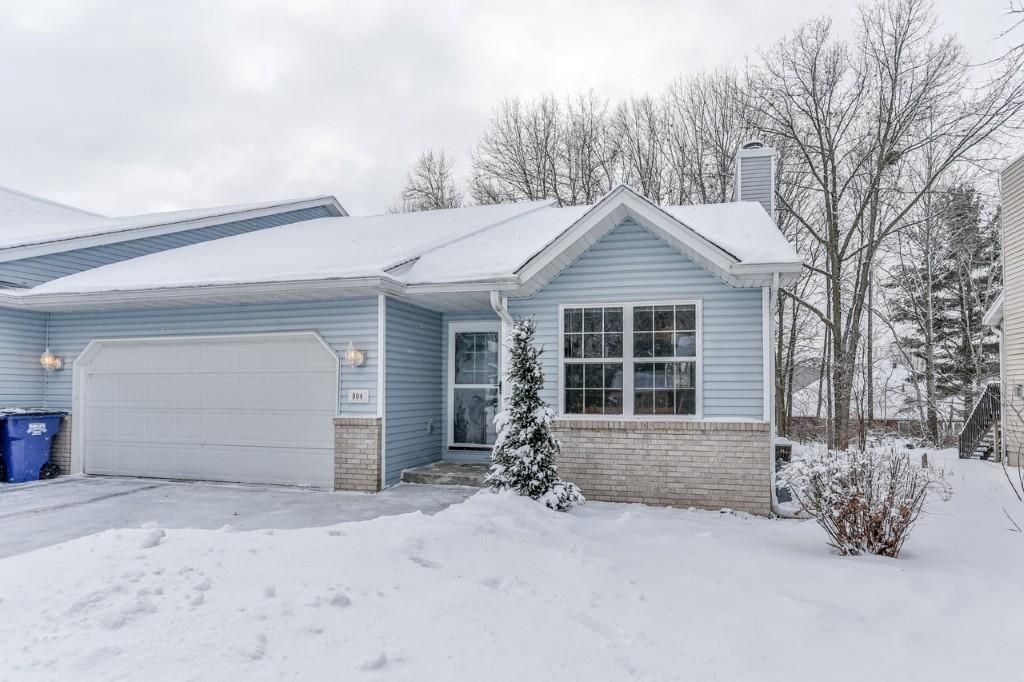 Photo of 804 Stone Ridge DRIVE, Mosinee, WI 54455 (MLS # 22600006)