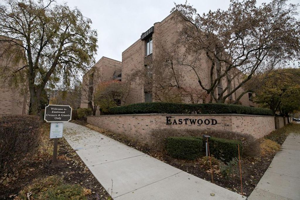 Photo of 1818 E Shorewood BOULEVARD #310, Shorewood, WI 53211 (MLS # 1943625)
